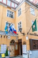 TOP FLOOR APARTMENT with TWO BALCONIES in the OLD TOWN - Chambres d’hôtes Tallinn