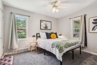 3 Bedroom Home - B&B Overland Park