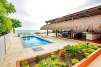 B&B Punta Canoas - Beautiful Villa with private pool and private beach - Bed and Breakfast Punta Canoas