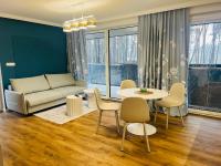 Sosnowy "3" ,Baseny Tropikalne, Ładowarka do elektryków, Faktura, Parking - B&B Kielce