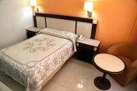 Quarto Standard com 1 Cama de Casal