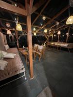 Pahadi House - B&B