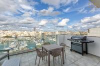 B&B Pietà - Beautiful seafront home with private balcony & BBQ by 360 Estates - Bed and Breakfast Pietà