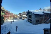 Appartamento con 1 Camera da Letto, Balcone e Vista Montagna 