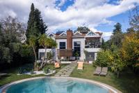 Deluxe Villa