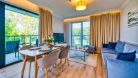 Rezydencja Niechorze 209 z 2 sypialniami, 2 łazienkami, z Basenem, Sauną, Jacuzzi, przy samej PLAŻY - 5D Apartments - Chambres d'hôtes Niechorze
