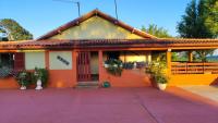 Casa de Campo Chácara Estância Caramuru - B&B Céu Azul