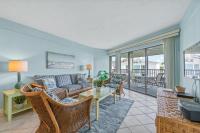 Sun Plaza West Unit 110 - Bed and Breakfast