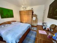 Convini Bed & Bathroom Homestay - Bed and Breakfast Pristina
