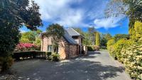 Waimairi Road - Christchurch Holiday Homes - Bed and Breakfast