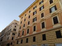 Belltower Elegans Guest House - Bed and Breakfast Rome