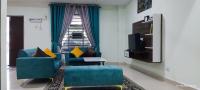 B&B Karak - Azzalia Homestay Karak Bentong with 4 Rooms 3 Aircond NJOI - Bed and Breakfast Karak