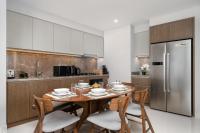 *Private Beach* Best Ocean View Emaar BeachFront - Bed and Breakfast Dubai