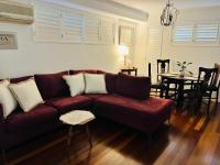 B&B Brisbane - Swan Guest House - Bed and Breakfast Brisbane