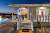 Atlas Villa - Bed and Breakfast Laganás