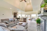 Serene Burnet Getaway with Buchanan Lake Views! - B&B