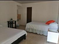 Vierbettzimmer mit Bad