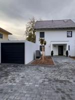 Viel Platz in Burghausen für Freunde und Familie - B&B Burghausen