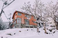 Yuzawa Onsen Lodge 1min to LIFT A House - Chambres d'hôtes Seki