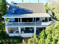 Stanford River House - B&B
