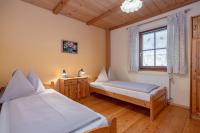 Comfort Two-Bedroom Apartment with Balcony