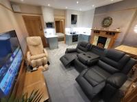 Sunset Point Apts - Aqua Therapy Suite - B&B Margate