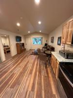 Wonky Donkey Den 30 mi to Yosemite Arch Entrance - B&B Mariposa