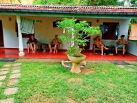 B&B Mirissa - Arachchi Guest House - Bed and Breakfast Mirissa