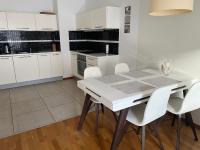 Apartament Na Osiedlu Platan - B&B Świnoujście