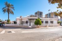 Chalet en el Mar Menor (Cartagena) con Piscina Privada y 4 dormitorios - Chambres d'hôtes Carthagène