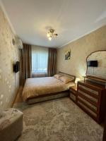3-х комнатная квартира в 5 МИКР 104 серии 4/4 - B&B Bishkek