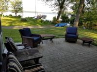 Whitney Bay House on CHQ Lake - B&B Mayville