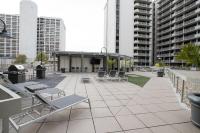 Convenient Airport Proximity: Apt in Crystal City - Chambres d’hôtes