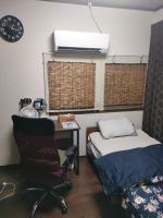 Habitación Individual con ducha y aseo compartidos