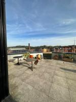 House of Suede by UNIS Estates - B&B Sheffield