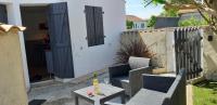 MAISON PAISIBLE , à 6 minutes des plages, vélos. - B&B