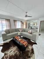 Luxury 1 Bdr Garden Cottage - B&B Windhoek