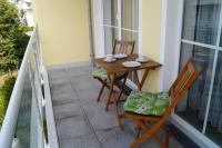 Schönes Appartm. mit Südbalkon, Blick auf Schloonsee, Tiefgarage - Chambres d’hôtes