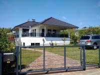 Ferienhaus Salzhaffblick - Bed and Breakfast
