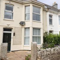 Gorgeous House in Newquay walking distance from Fistral Beach - B&B