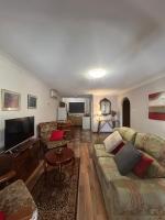 Champion Bay Beach Unit, with own carport, - B&B Geraldton