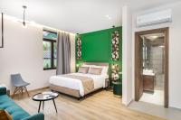 Deluxe Suite with Mountain View