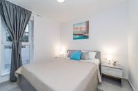 Dino 3, brand new apartment with a pool - Chambres d'hôtes Novalja
