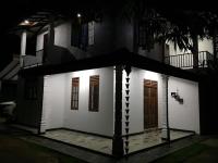 EcoBliss Villa - Ferienwohnung Kuruwita