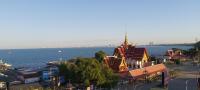 Apartment in Bang Saray center with panoramic view from sea to mountains - Ferienwohnung Ban Ko Surao