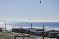Stunning Beach Sunset View, By TimeCooler - Chambres d’hôtes Costa da Caparica