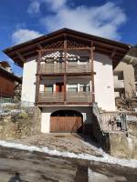 Chalet Migazzi - mansarda - Ferienwohnung Cogolo