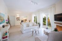 Villa Kallisti - private villa with hot tub, large garden, close to the beach - B&B Ayía Varvára
