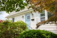 Fairfield Cottage -Top Rated Gem, Fire Pit, Near Beach, 90 Min to NYC - B&B Fairfield