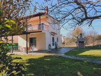 Kerasies Home - B&B Karianí